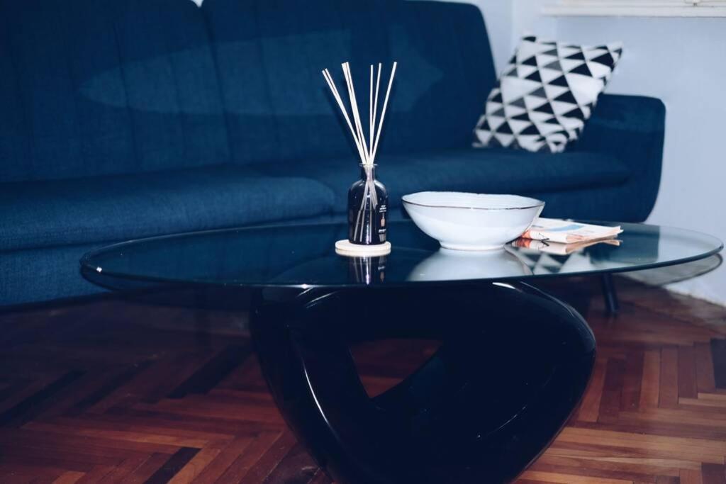 ☆Modern High Ceiling Apartment - Heart Of The City ออราแด ภายนอก รูปภาพ